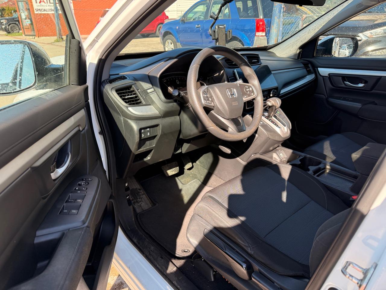 2019 Honda CR-V LX AWD - Photo #16