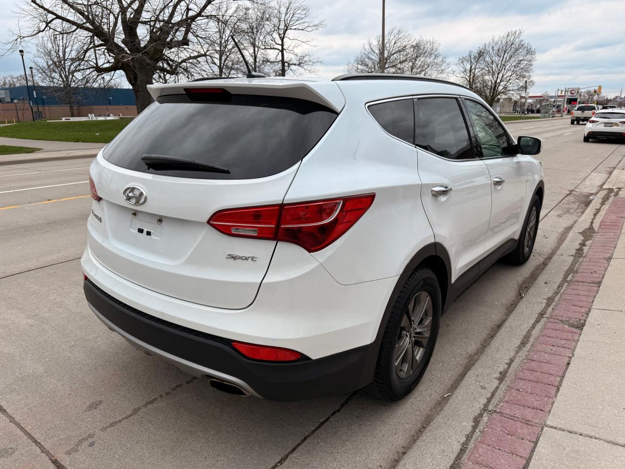 2014 Hyundai Santa Fe Sport FWD 4dr 2.4L - Photo #8
