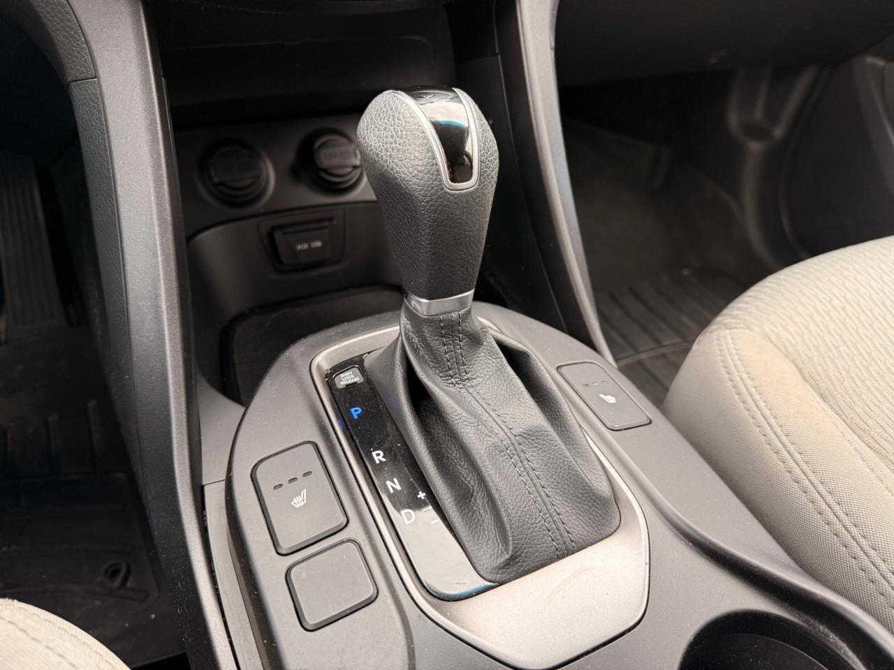 2014 Hyundai Santa Fe Sport FWD 4dr 2.4L - Photo #25