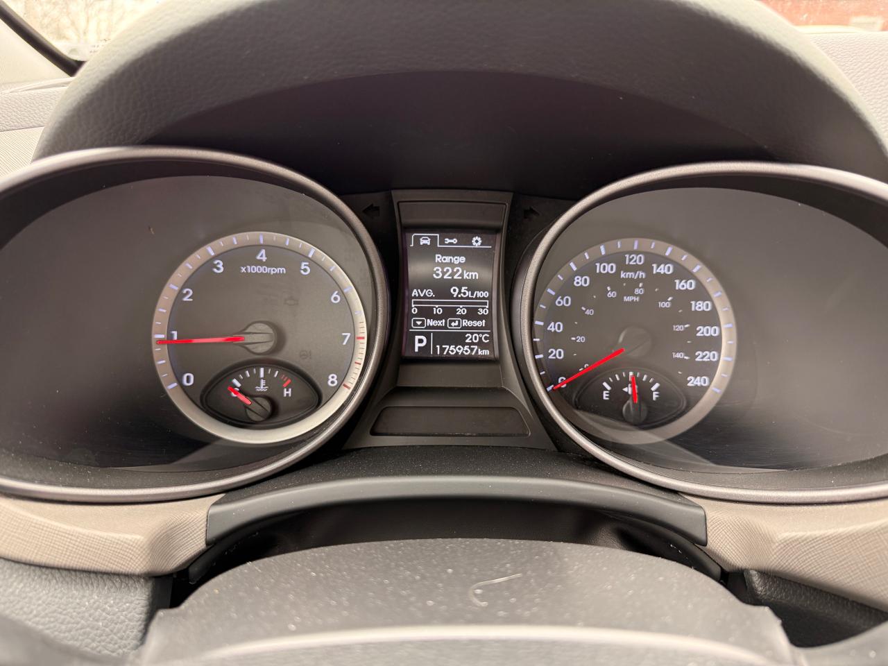 2014 Hyundai Santa Fe Sport FWD 4dr 2.4L - Photo #22
