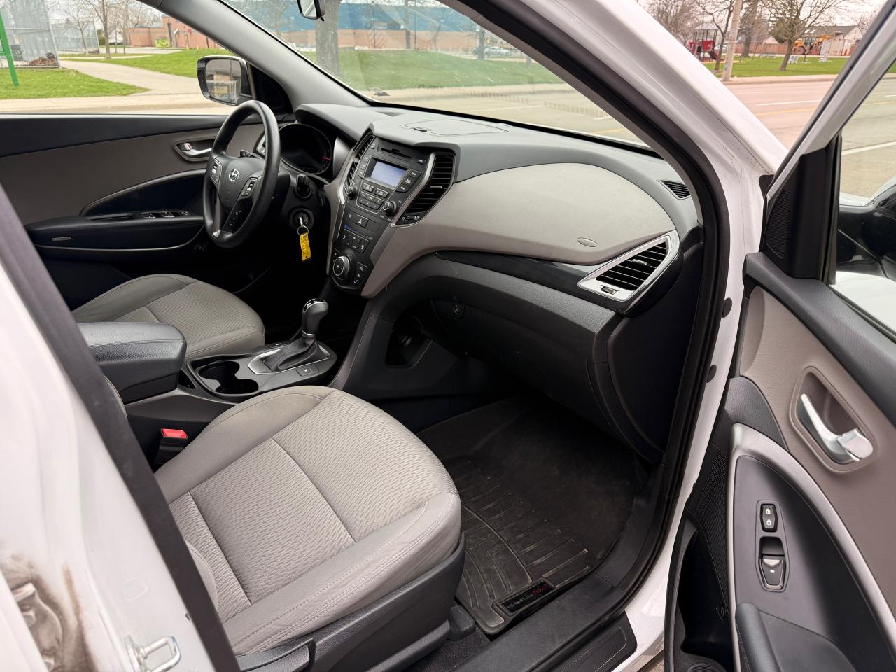 2014 Hyundai Santa Fe Sport FWD 4dr 2.4L - Photo #20