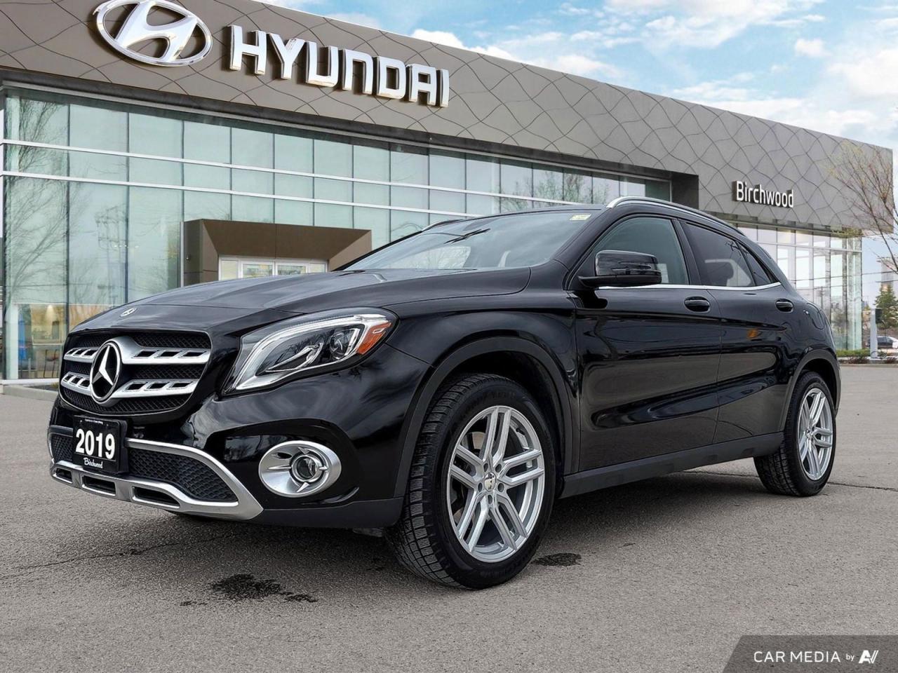 Used 2019 Mercedes-Benz GLA 250 Clean CARFAX | Panoramic Sunroof | AWD for sale in Winnipeg, MB