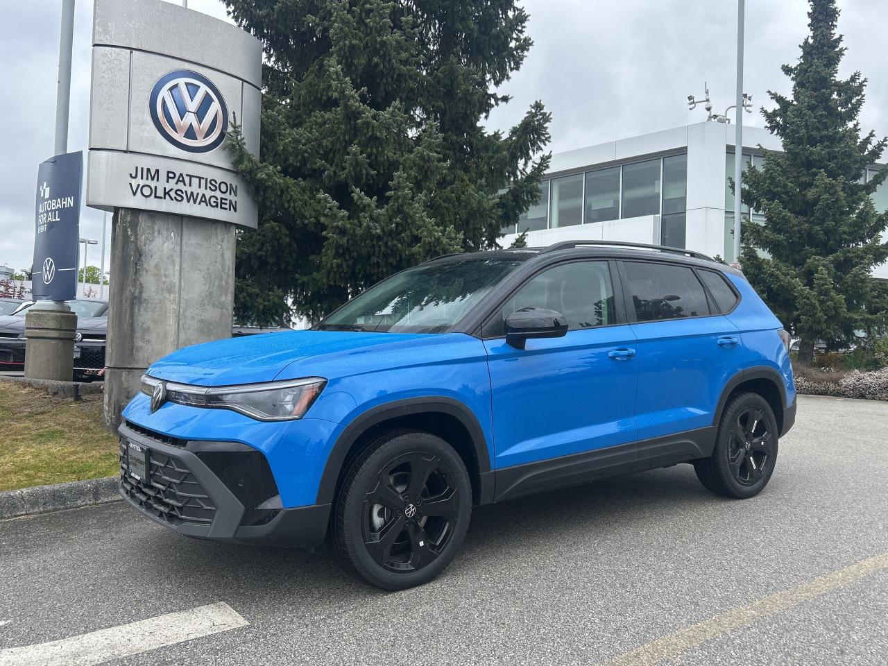 New 2025 Volkswagen Taos Comfortline Black Edition 4MOTION for sale in Surrey, BC