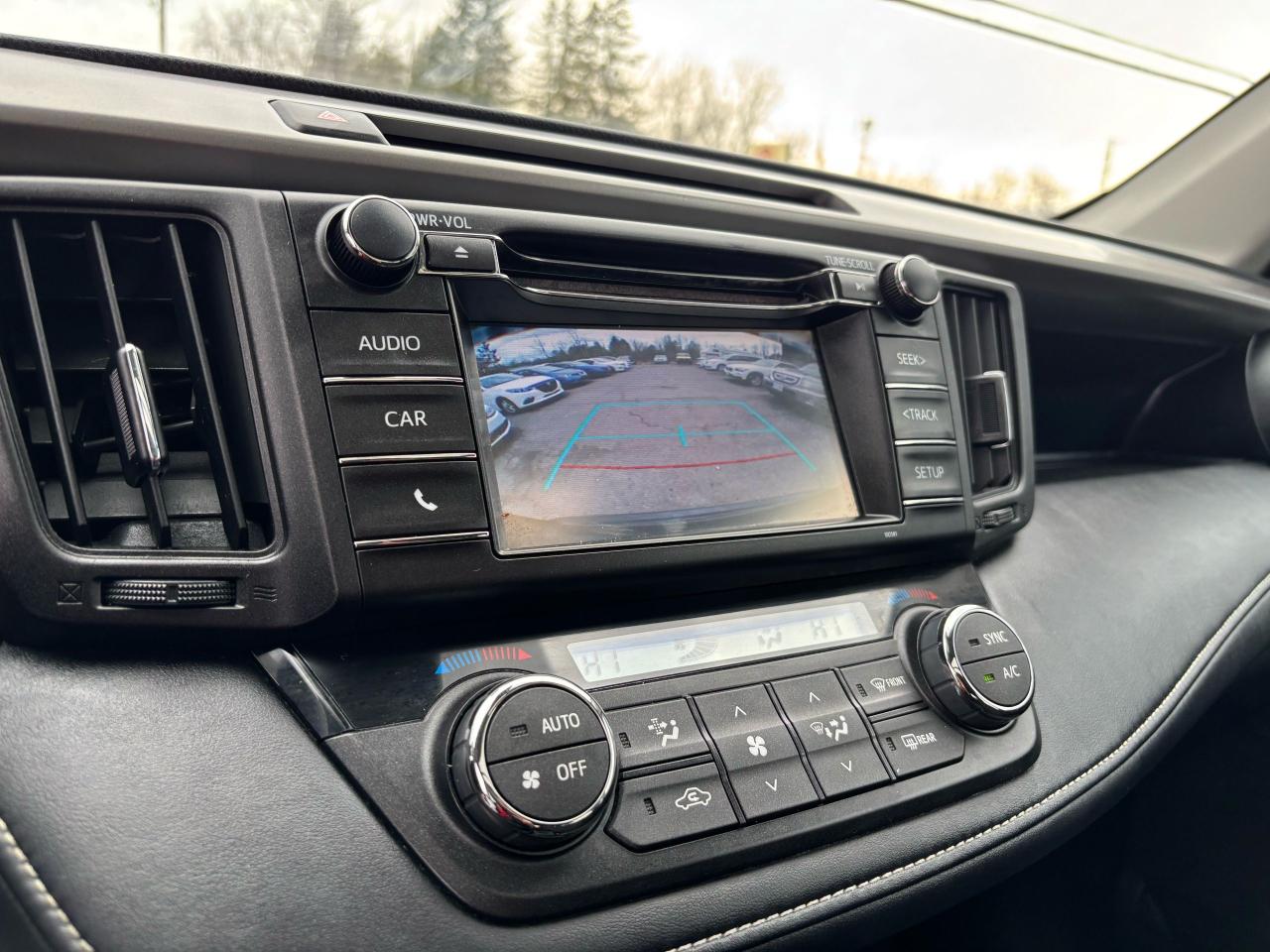 2017 Toyota RAV4 XLE - Photo #14