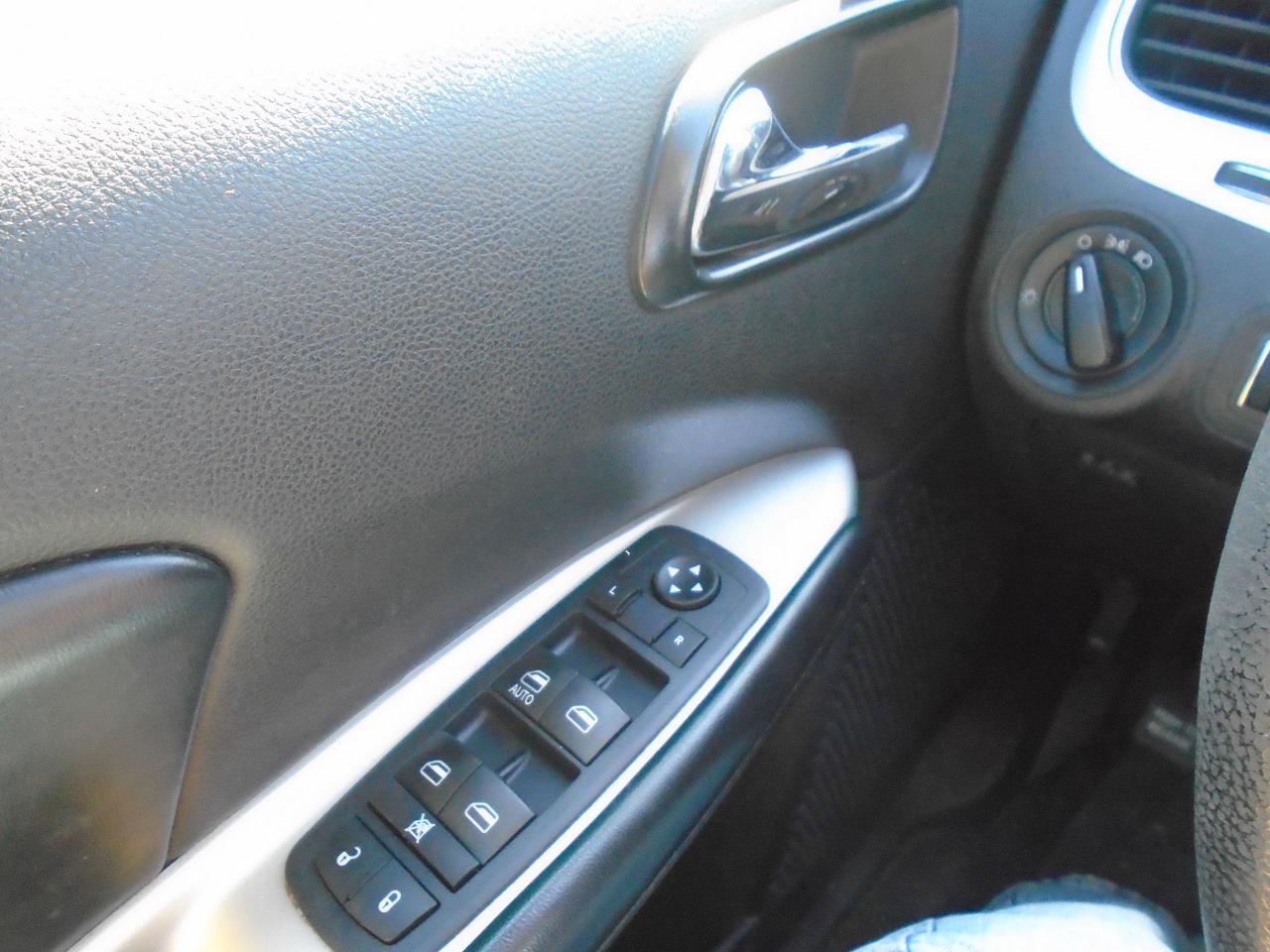 2015 Dodge Journey FWD 4dr Canada Value Pkg - Photo #8