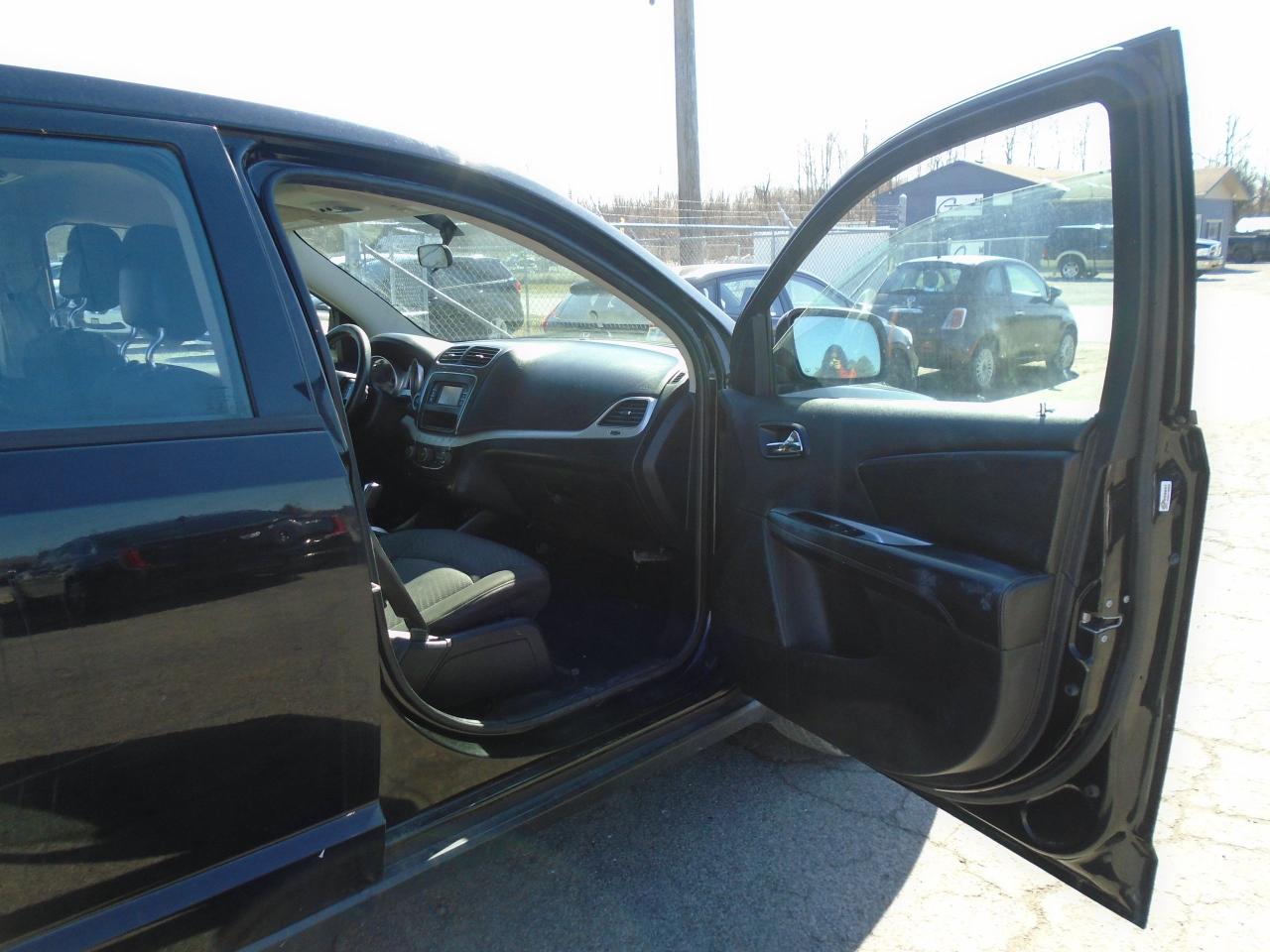 2015 Dodge Journey FWD 4dr Canada Value Pkg - Photo #15