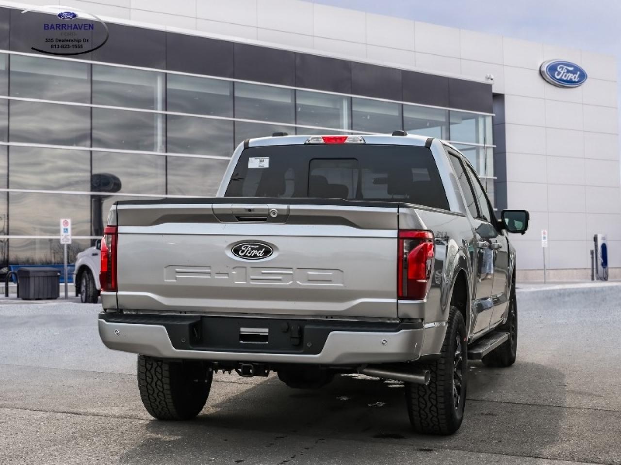 2025 Ford F-150 XLT Photo2