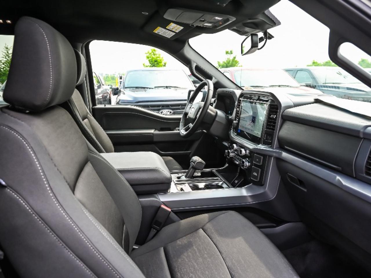 2025 Ford F-150 XLT Photo