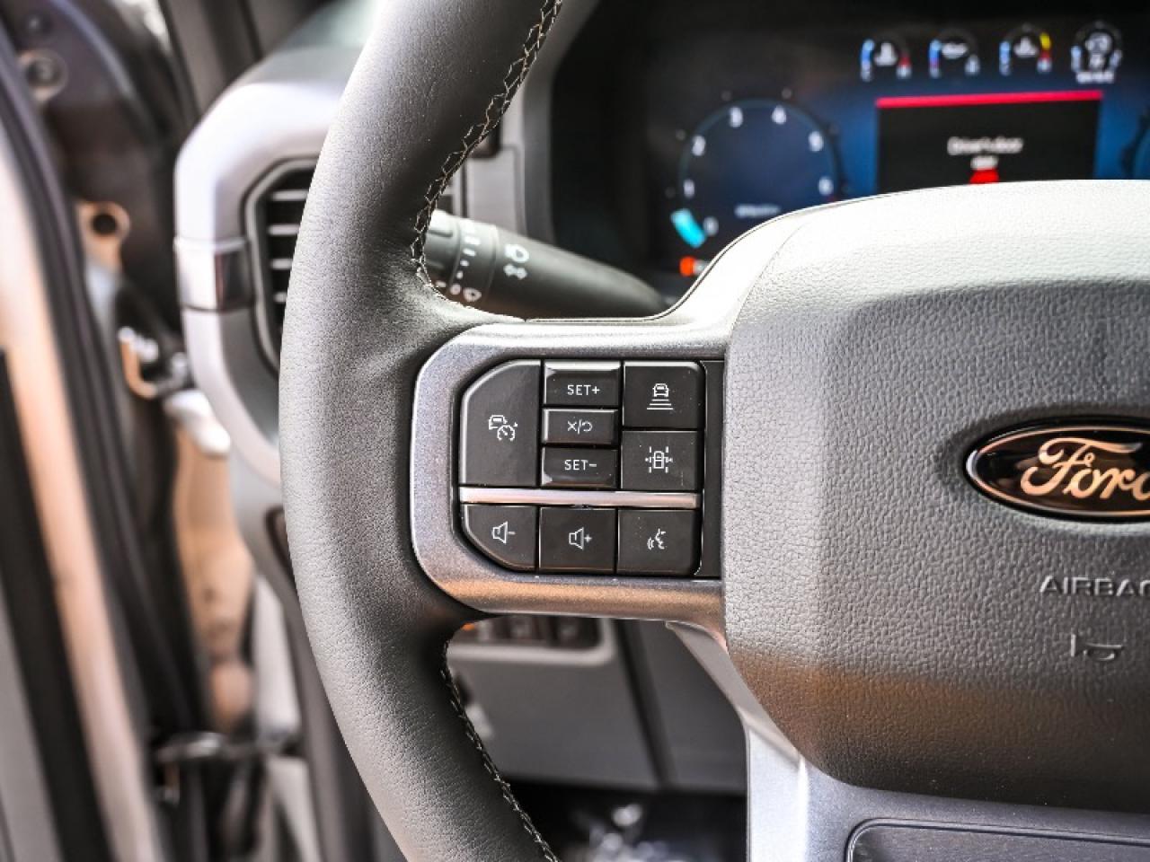 2025 Ford F-150 XLT Photo