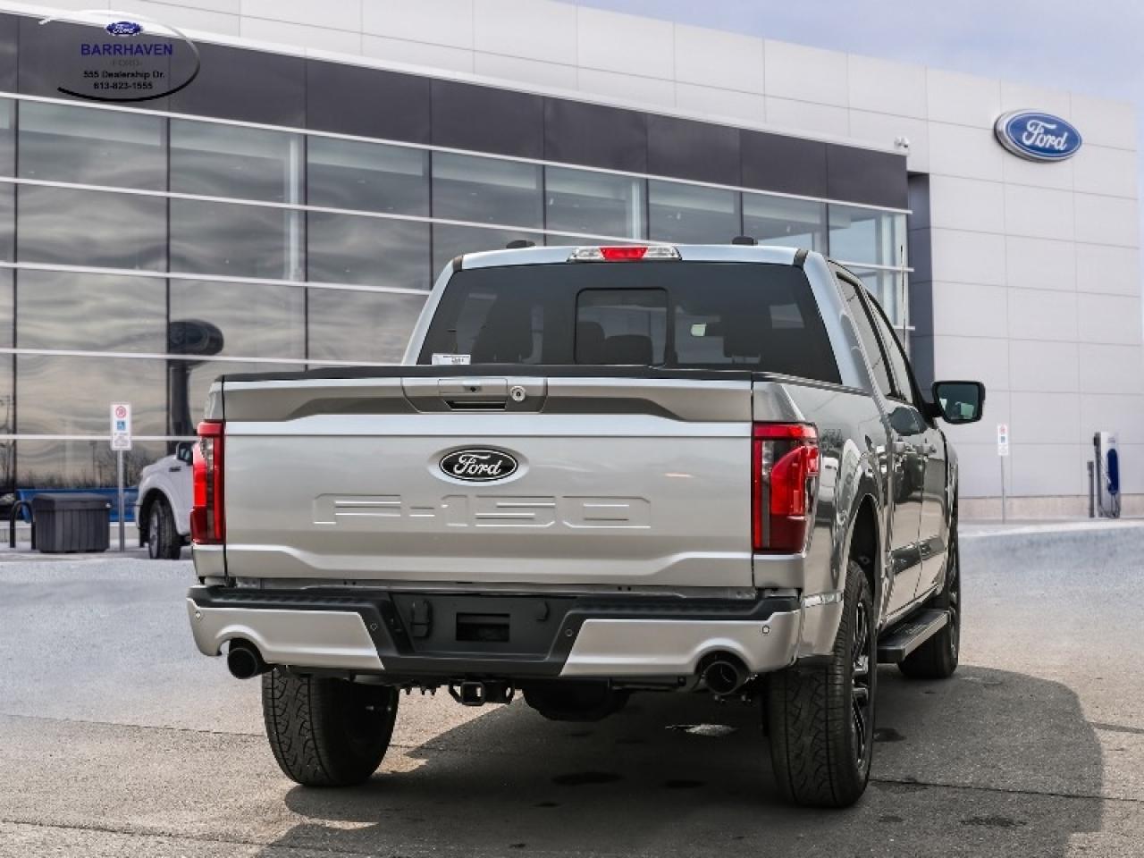 2025 Ford F-150 XLT Photo2