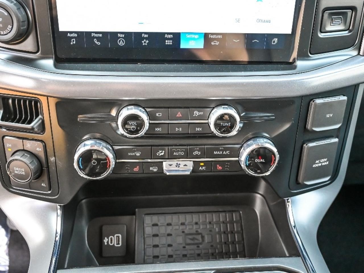 2025 Ford F-150 XLT Photo