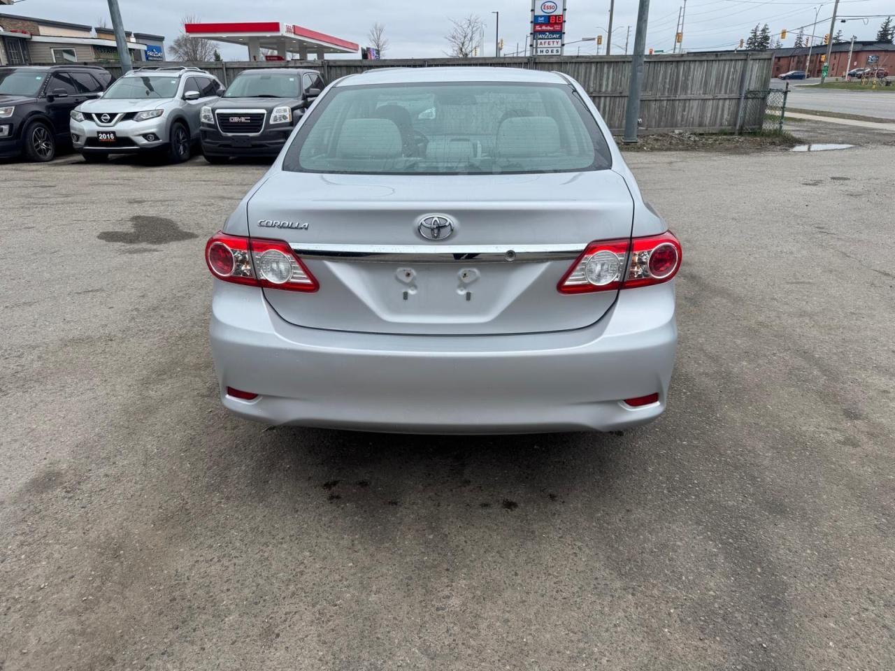2013 Toyota Corolla AUTO, MINT, ONLY 16,000KMS, SUPER LOW KMS, CERT - Photo #4