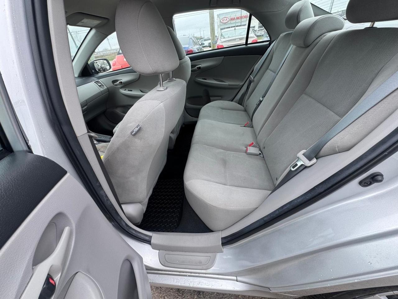 2013 Toyota Corolla AUTO, MINT, ONLY 16,000KMS, SUPER LOW KMS, CERT - Photo #12