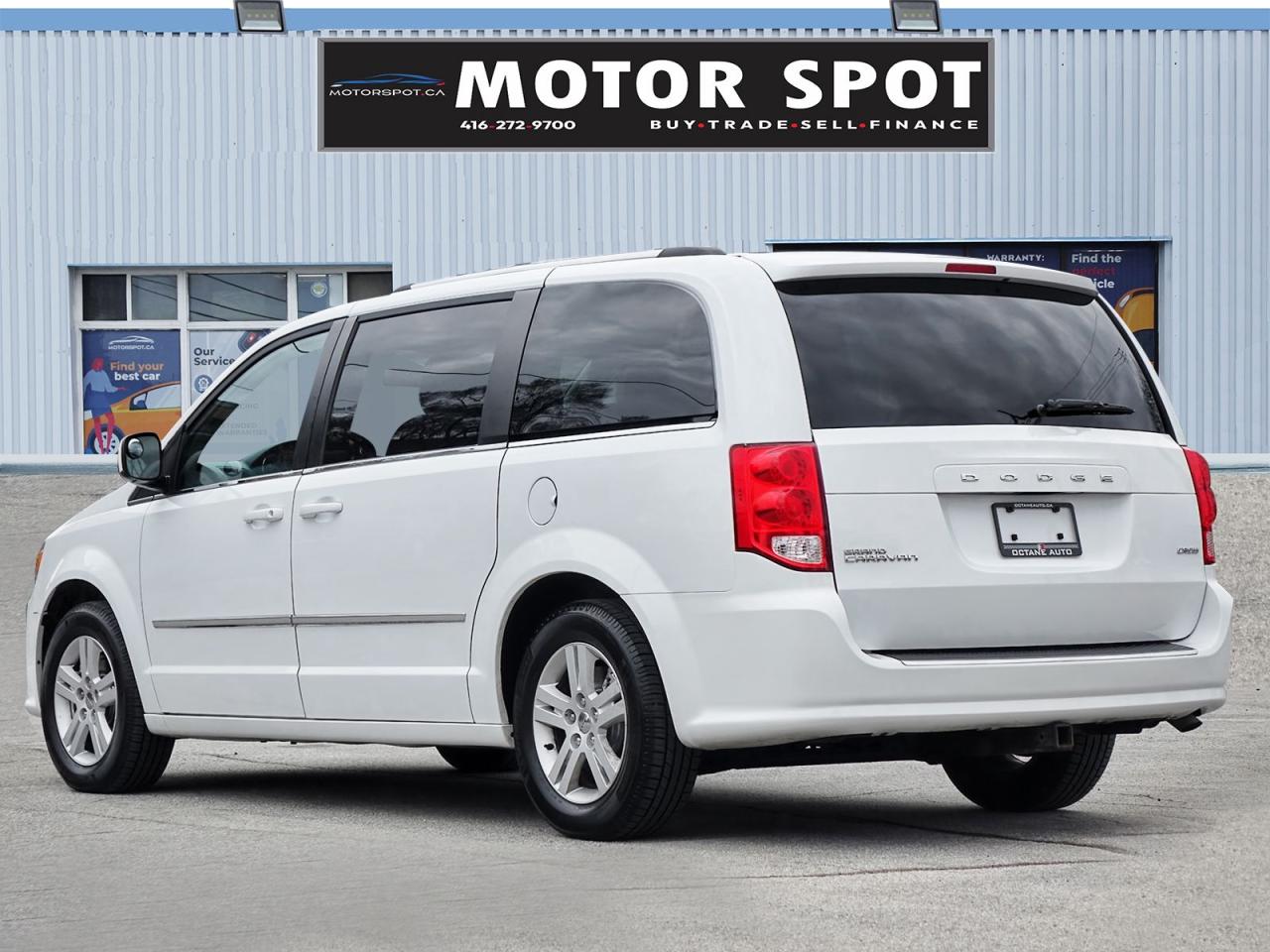 2017 Dodge Grand Caravan Crew - Photo #5