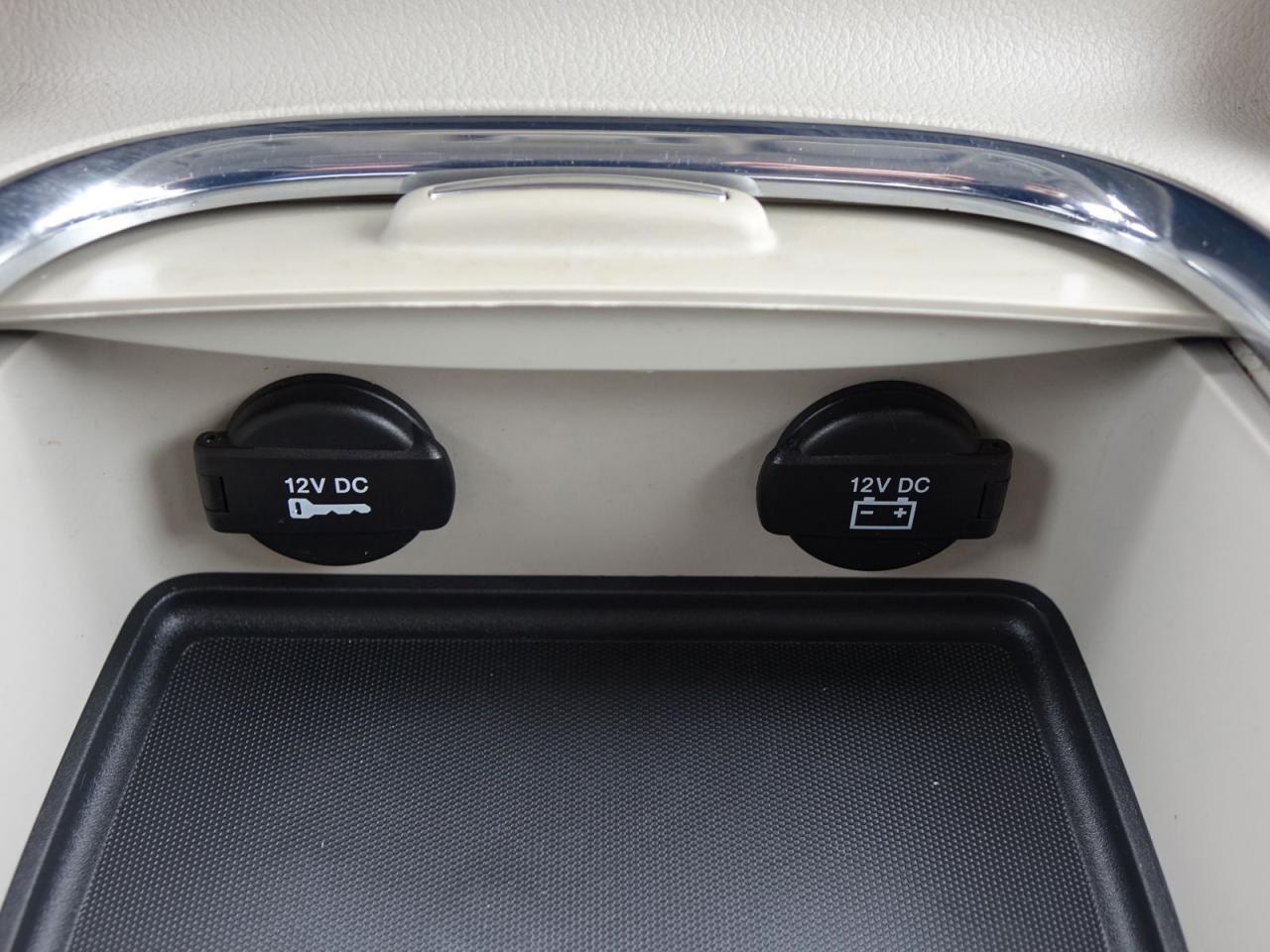 2017 Dodge Grand Caravan Crew - Photo #16