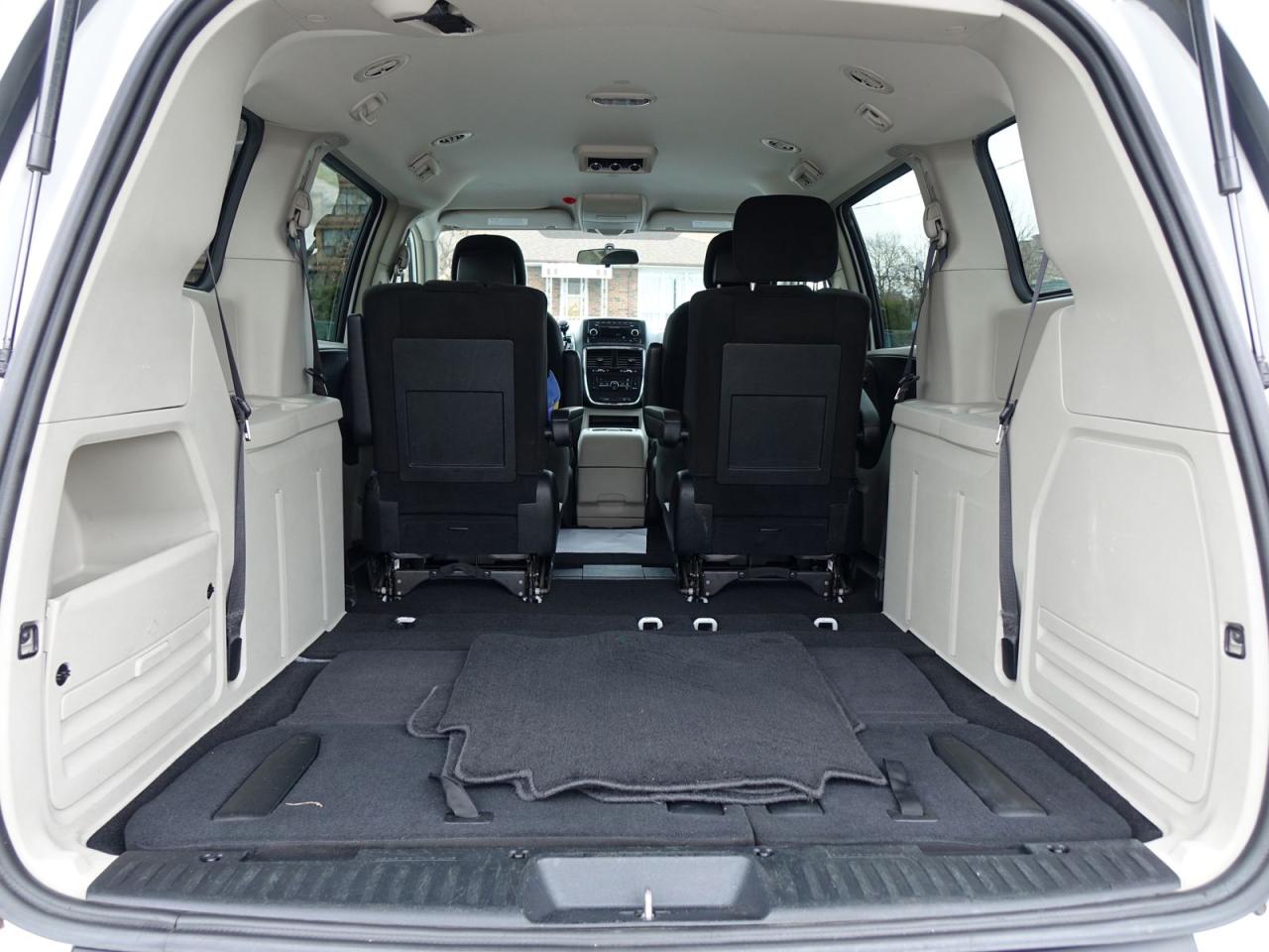 2017 Dodge Grand Caravan Crew - Photo #20