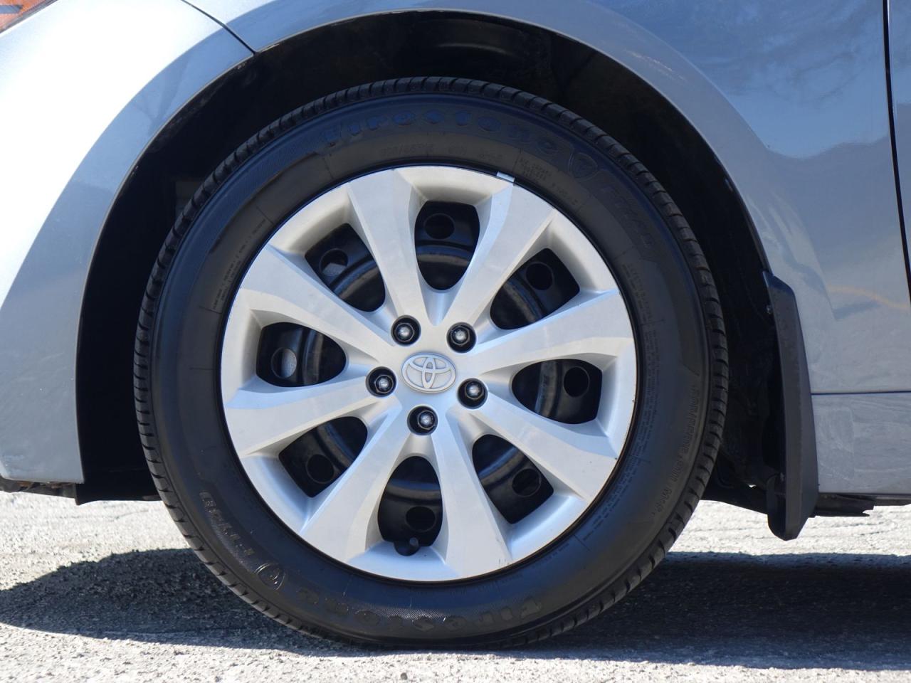 2022 Toyota Corolla LE - Photo #6