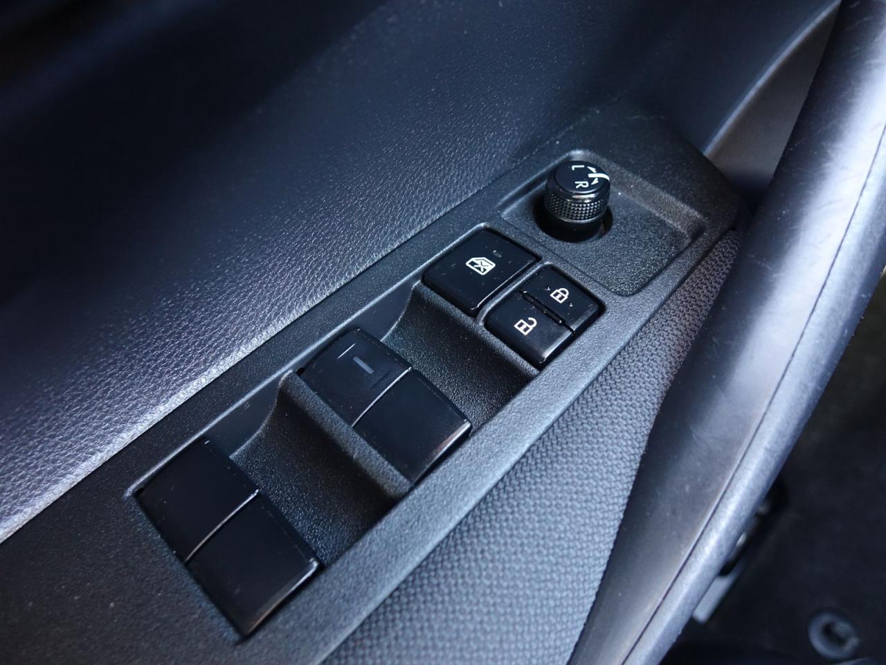 2022 Toyota Corolla LE - Photo #18