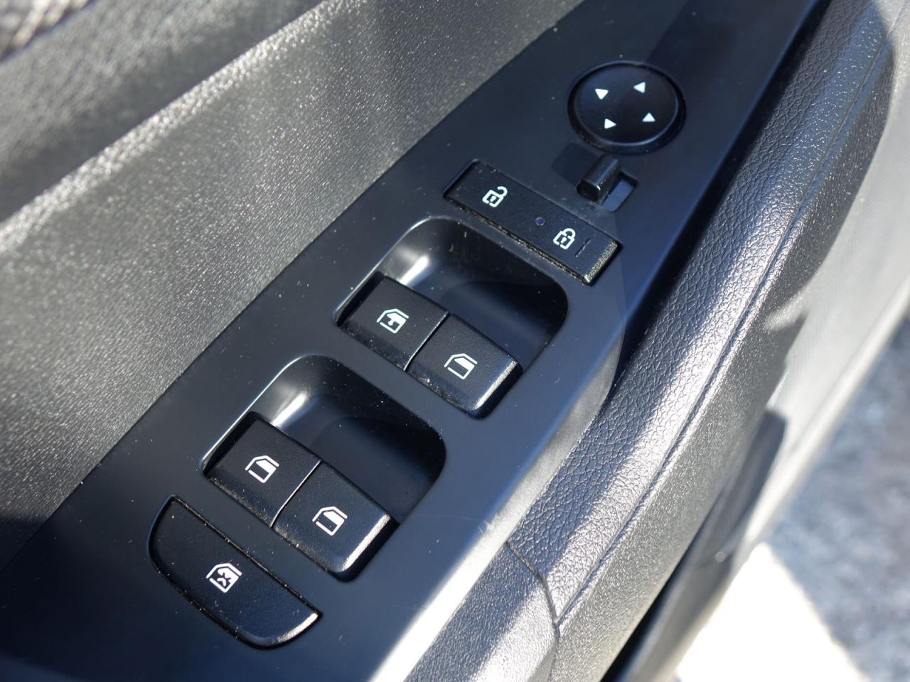 2023 Kia Sportage LX AWD - Photo #18