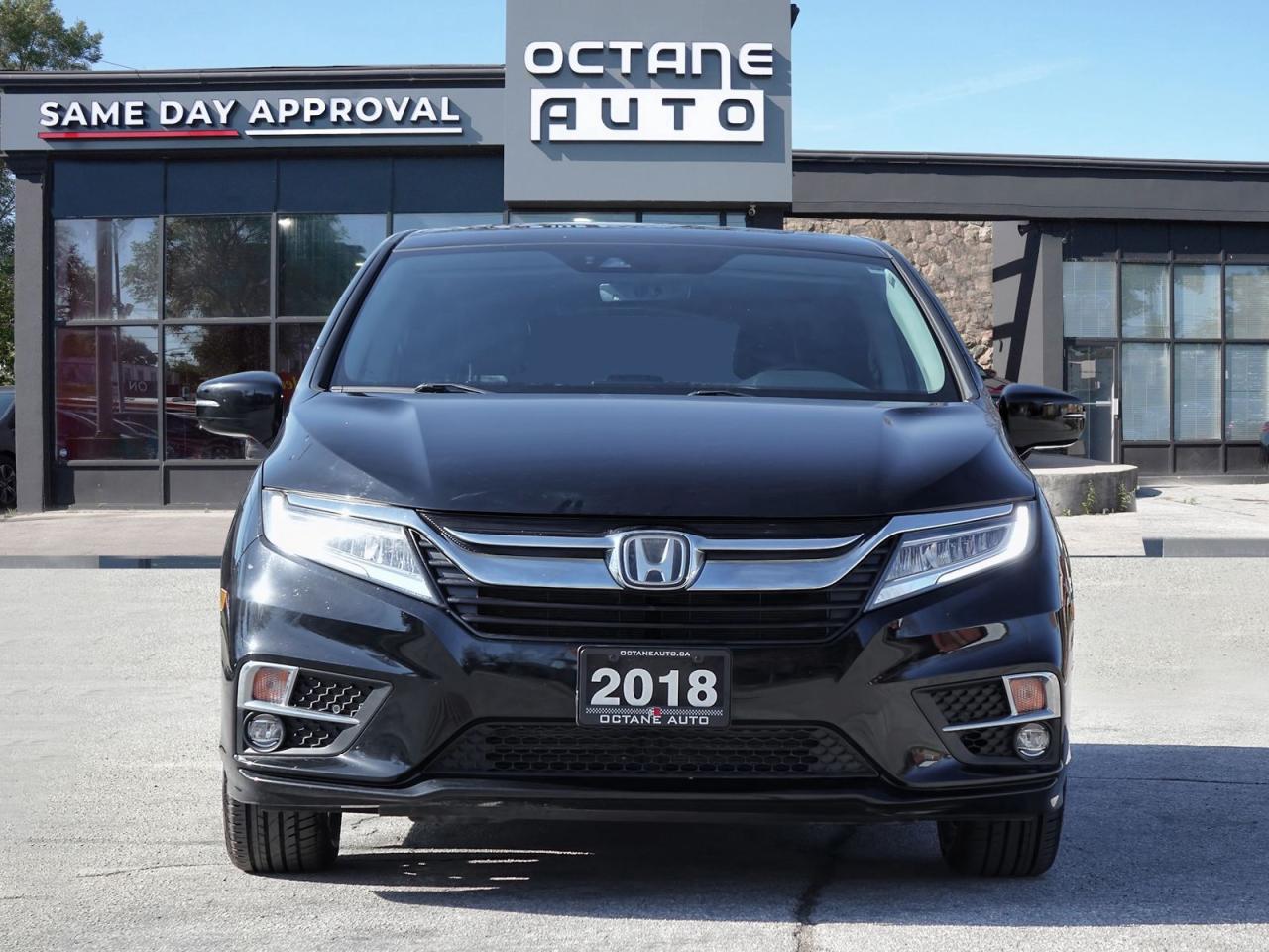 2018 Honda Odyssey Touring - Photo #2