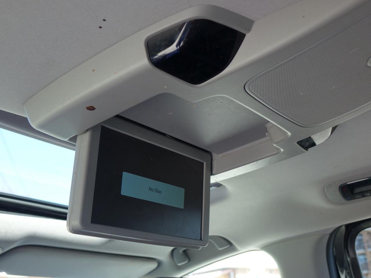 2018 Honda Odyssey Touring - Photo #11