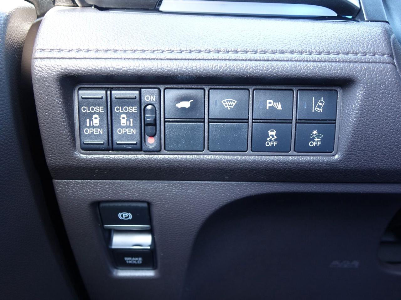 2018 Honda Odyssey Touring - Photo #25