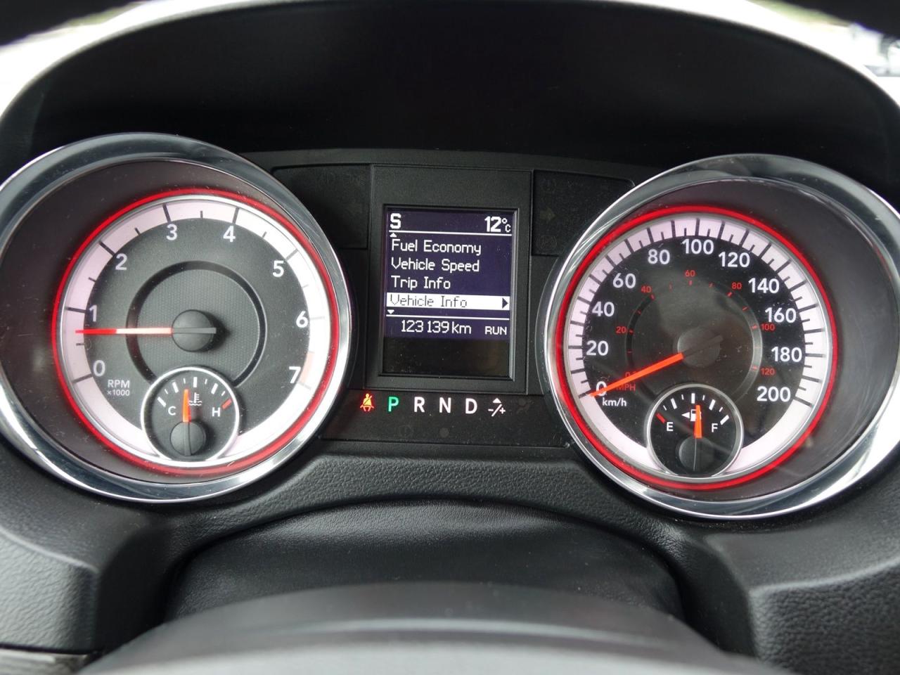 2017 Dodge Grand Caravan Crew - Photo #17