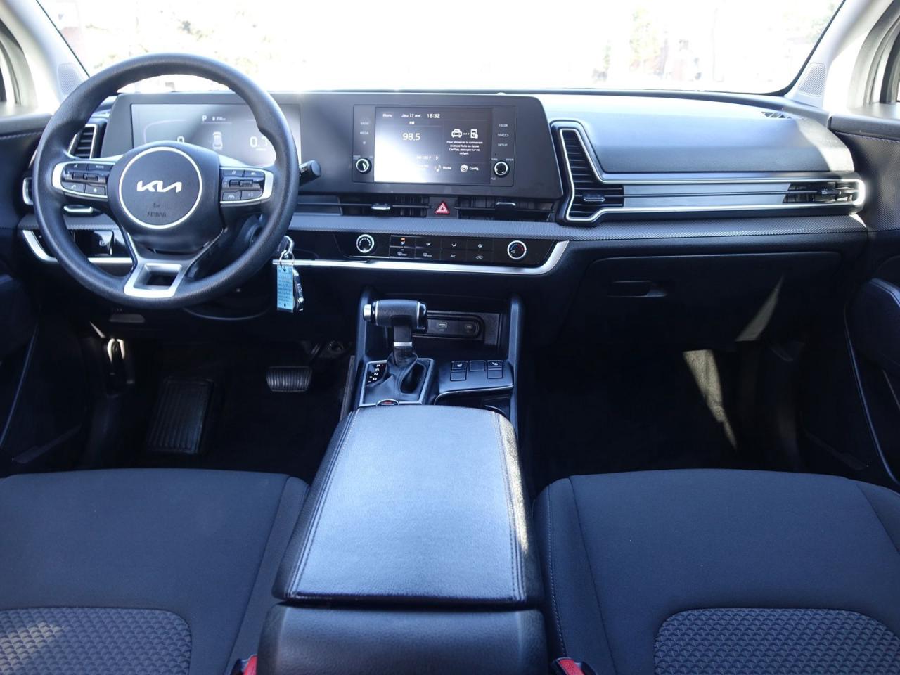 2023 Kia Sportage LX AWD - Photo #10