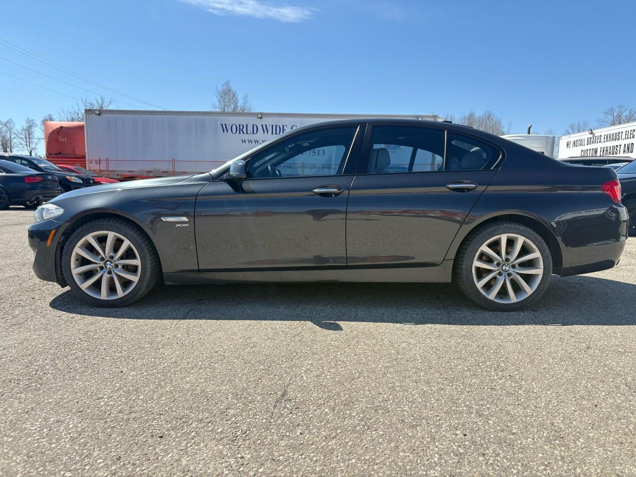 2011 BMW 5 Series 535i xDrive Photo3