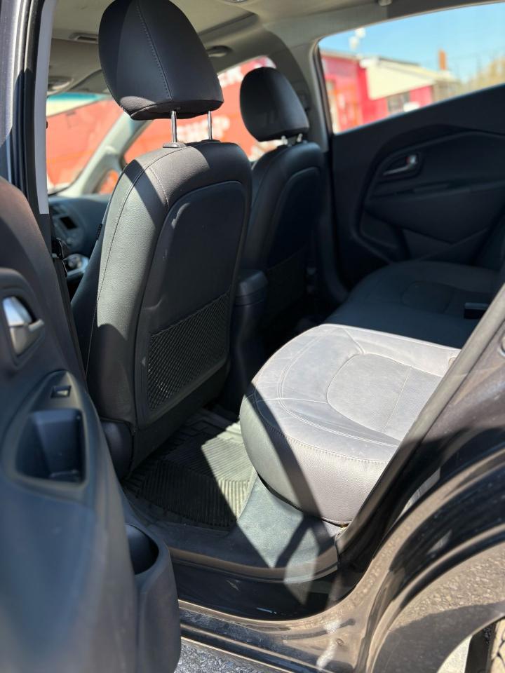 2014 Kia Rio EX+ Photo4