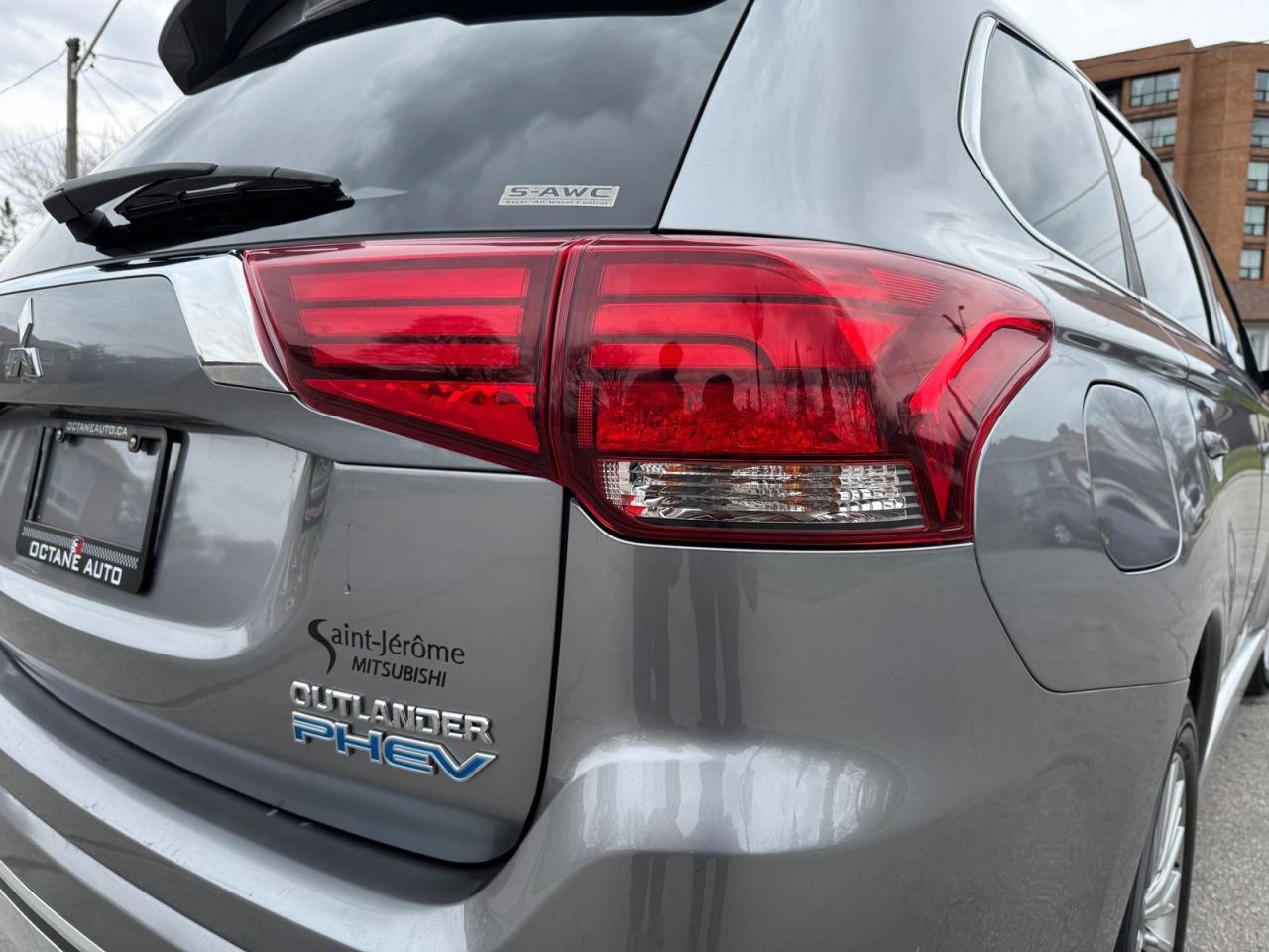 2019 Mitsubishi Outlander Phev SE - Photo #10