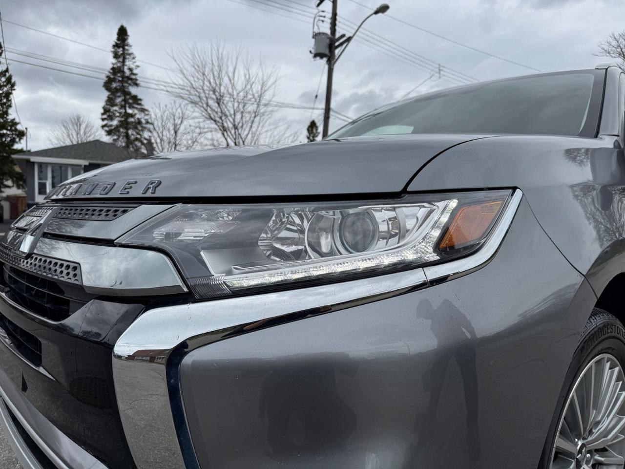 2019 Mitsubishi Outlander Phev SE - Photo #9