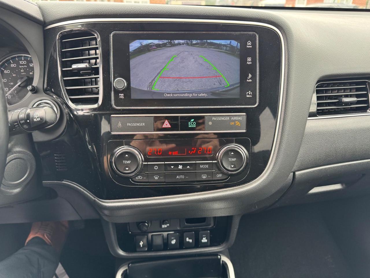 2019 Mitsubishi Outlander Phev SE - Photo #16