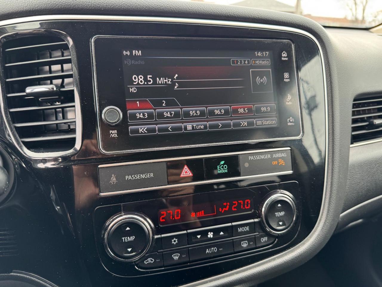 2019 Mitsubishi Outlander Phev SE - Photo #17