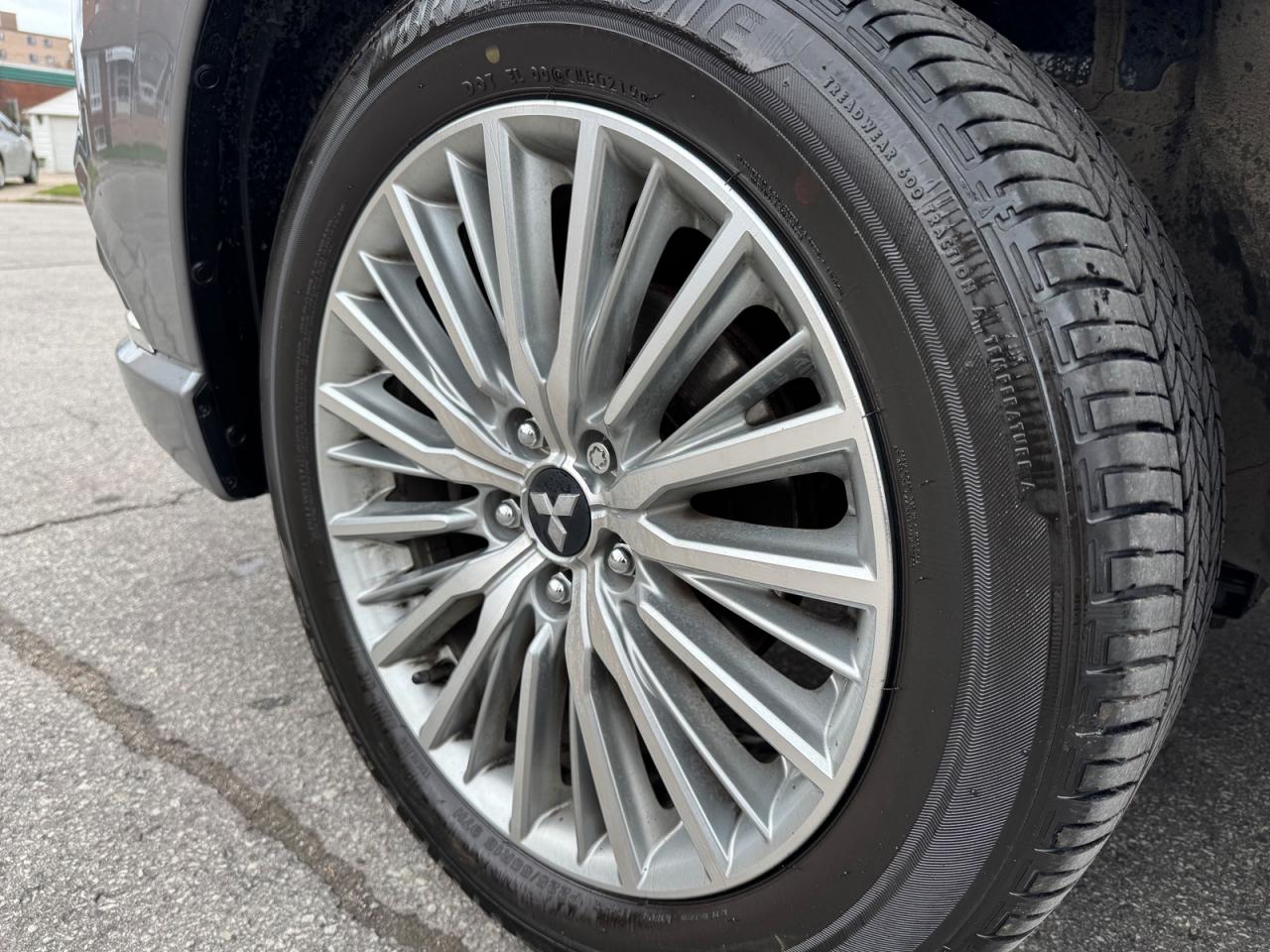 2019 Mitsubishi Outlander Phev SE - Photo #6