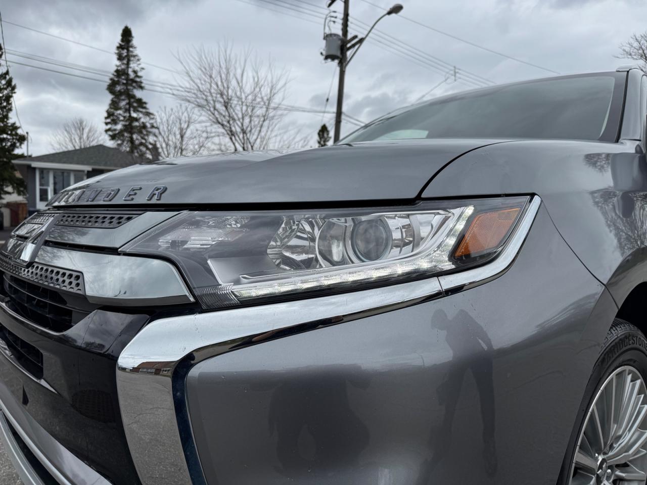 2019 Mitsubishi Outlander Phev SE - Photo #9