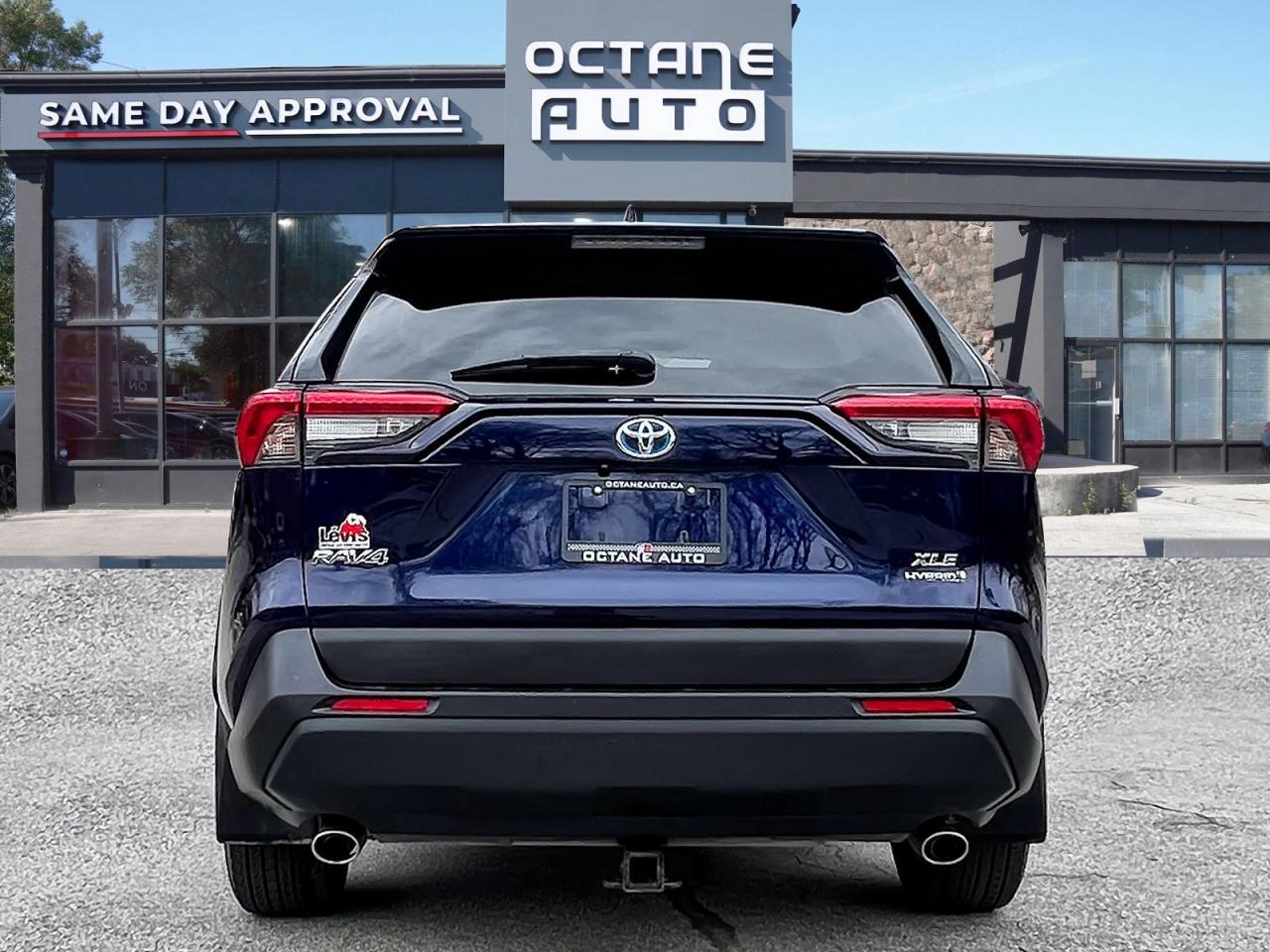 2019 Toyota RAV4 Hybrid XLE - Photo #5