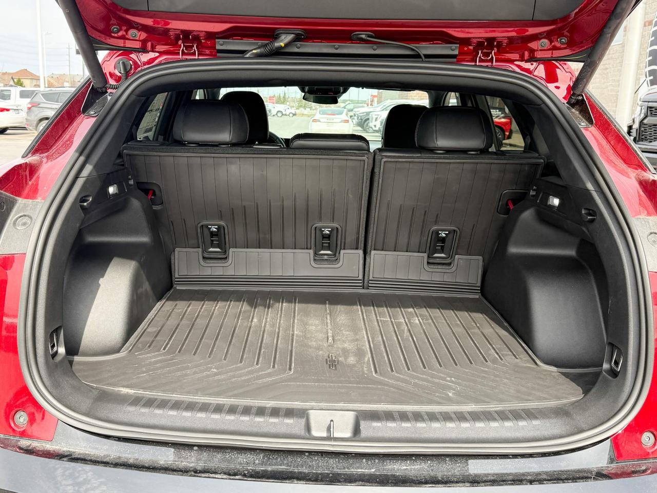 2025 Chevrolet Blazer EV RS FULLY ELECTRIC WITH REMOTE START/ENTRY, HEATED SEATS, HEATED STEERING WHEEL, POWER LIFTGATE, HD SURROUND VISION Photo