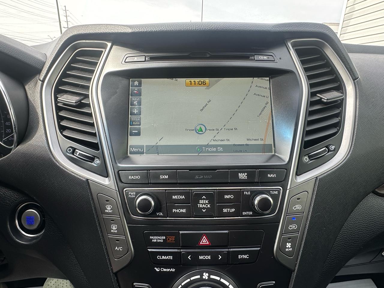 2017 Hyundai Santa Fe XL LIMITED - Photo #10