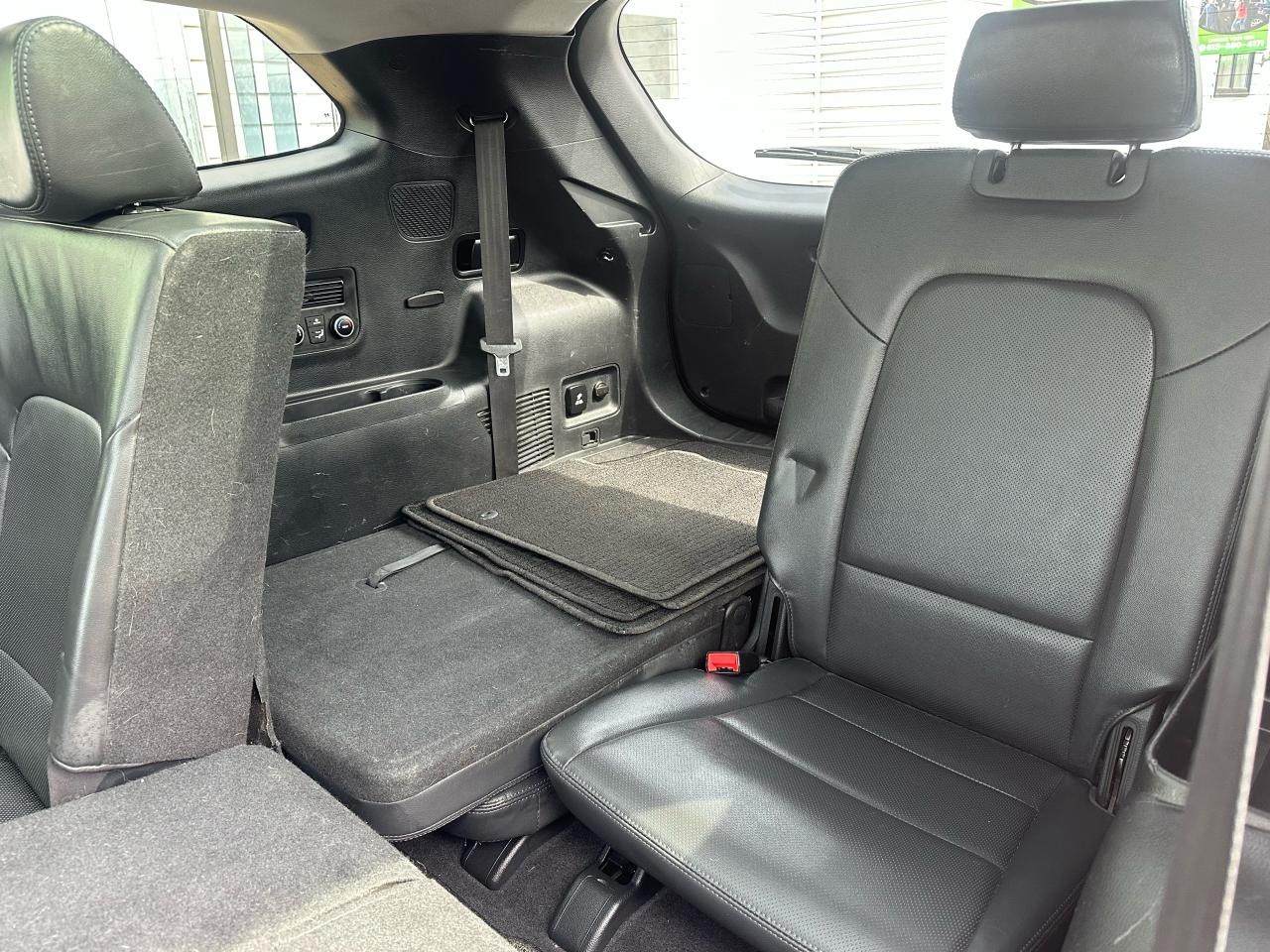 2017 Hyundai Santa Fe XL LIMITED - Photo #9