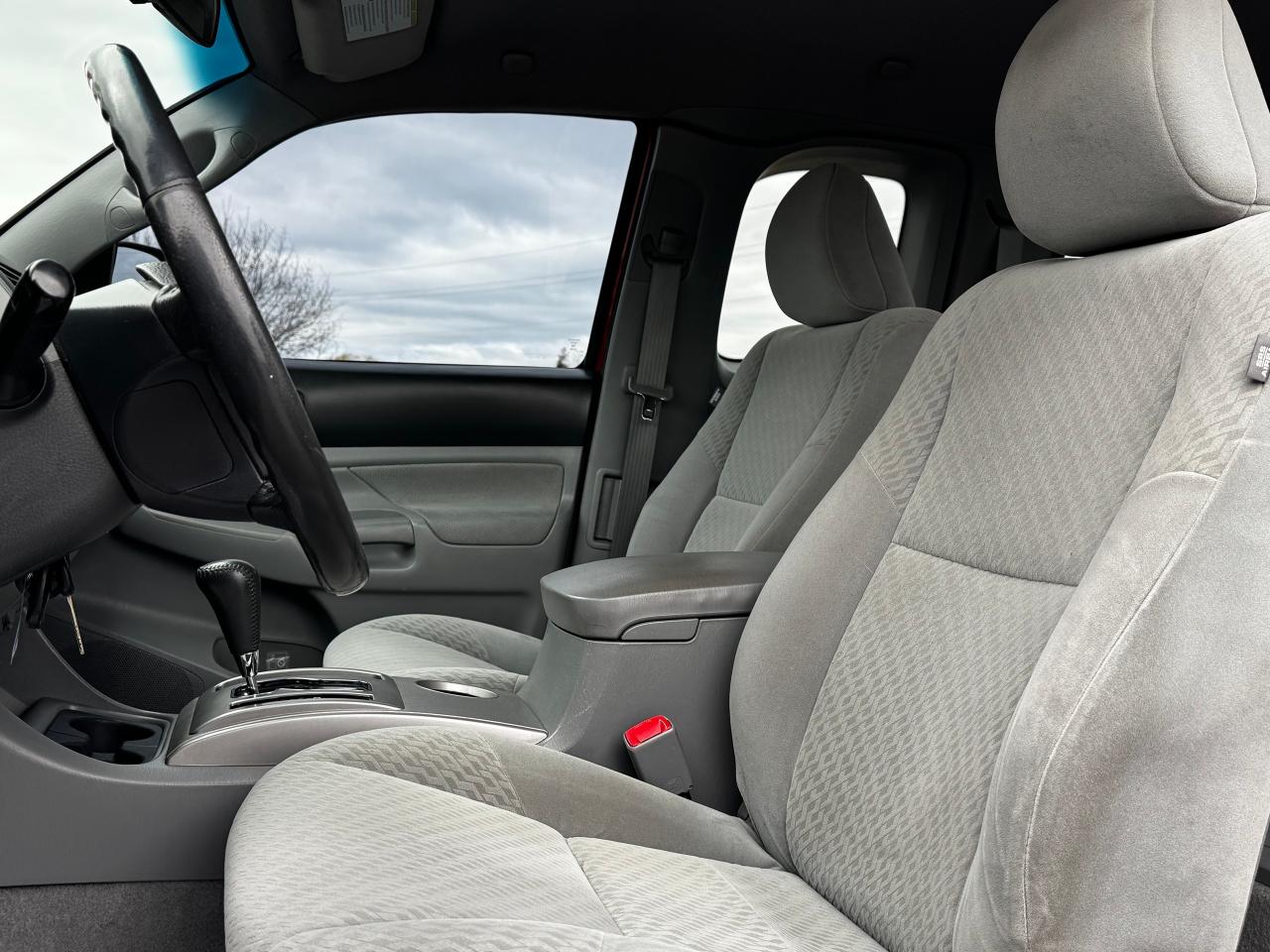 2010 Toyota Tacoma SR5 **IMMACULATE CONDITION** - Photo #27