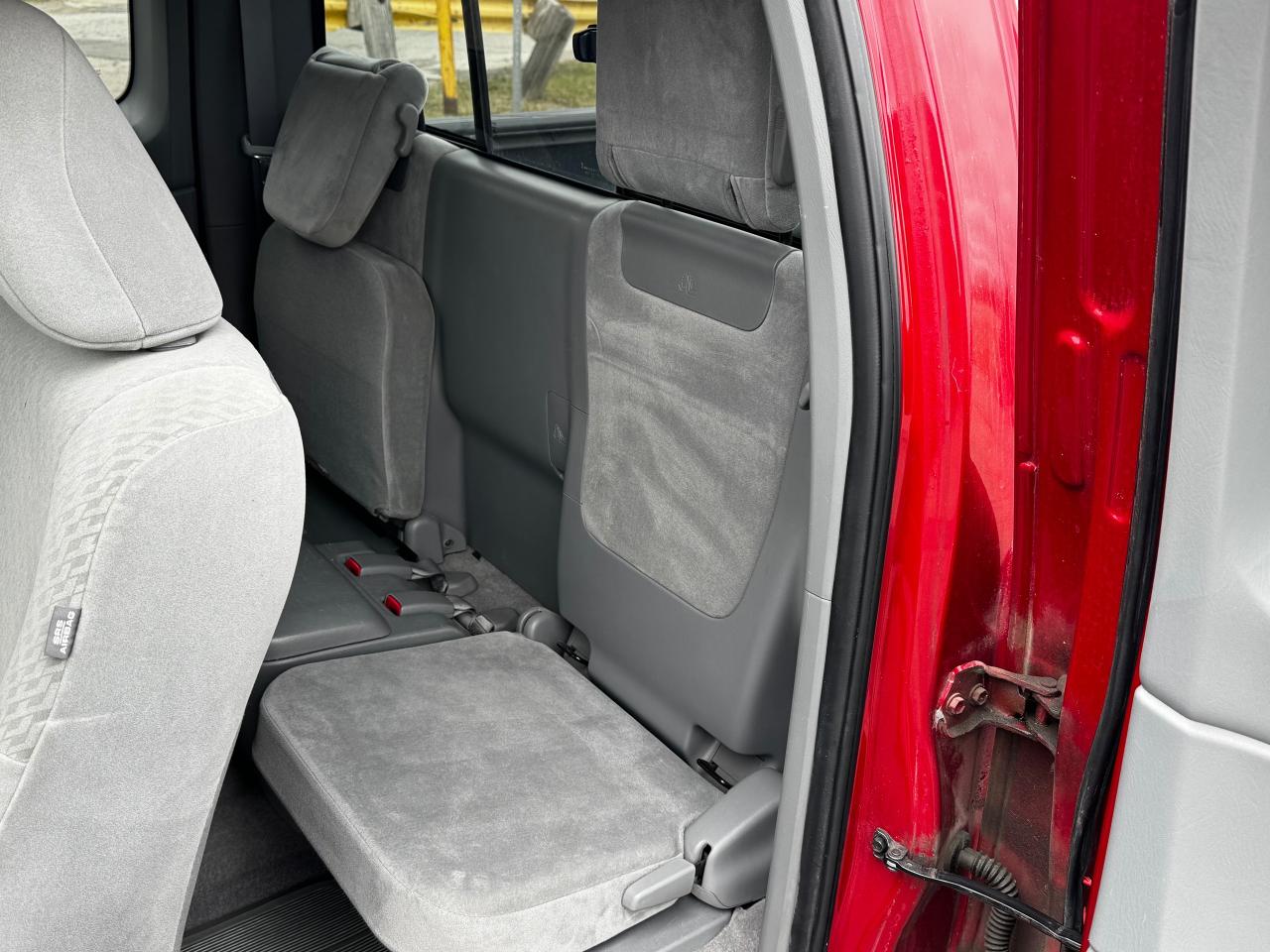 2010 Toyota Tacoma SR5 **IMMACULATE CONDITION** - Photo #28