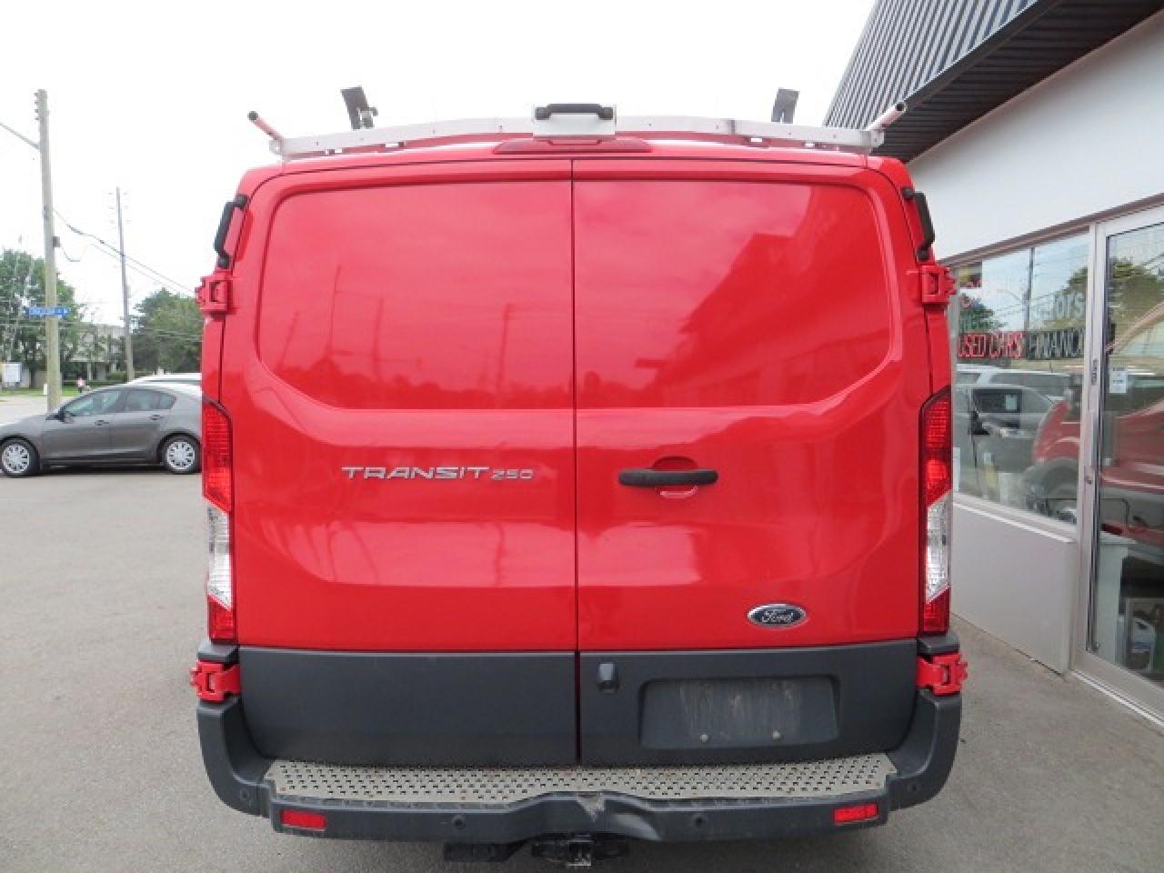 2018 Ford Transit CERTIFIED,T-250,3.7L,SHELVING,LADDER RACK,INVERTER - Photo #5