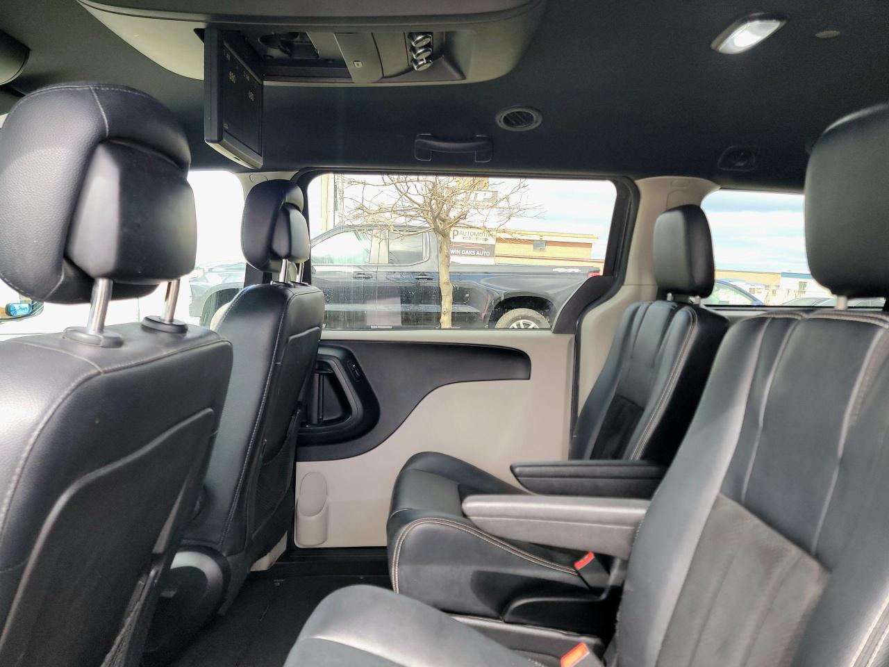 2016 Dodge Grand Caravan SXT Premium Plus - Photo #15