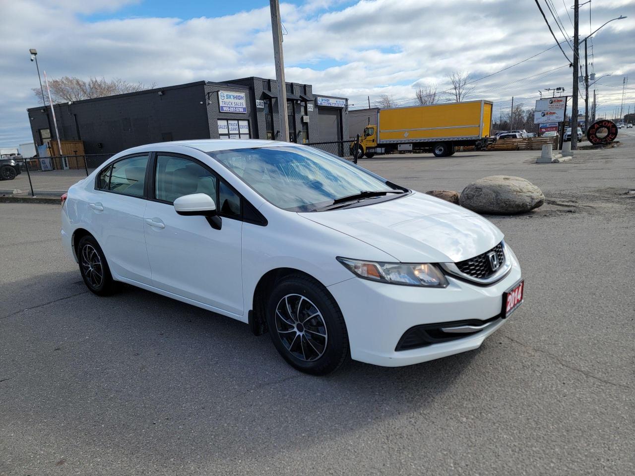 2014 Honda Civic LX | CLEAN LOW KMS Photo2
