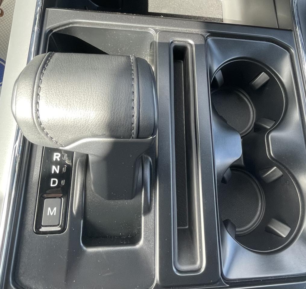 2025 Ford F-150 XLT 4WD SuperCrew 5.5' Box Photo5