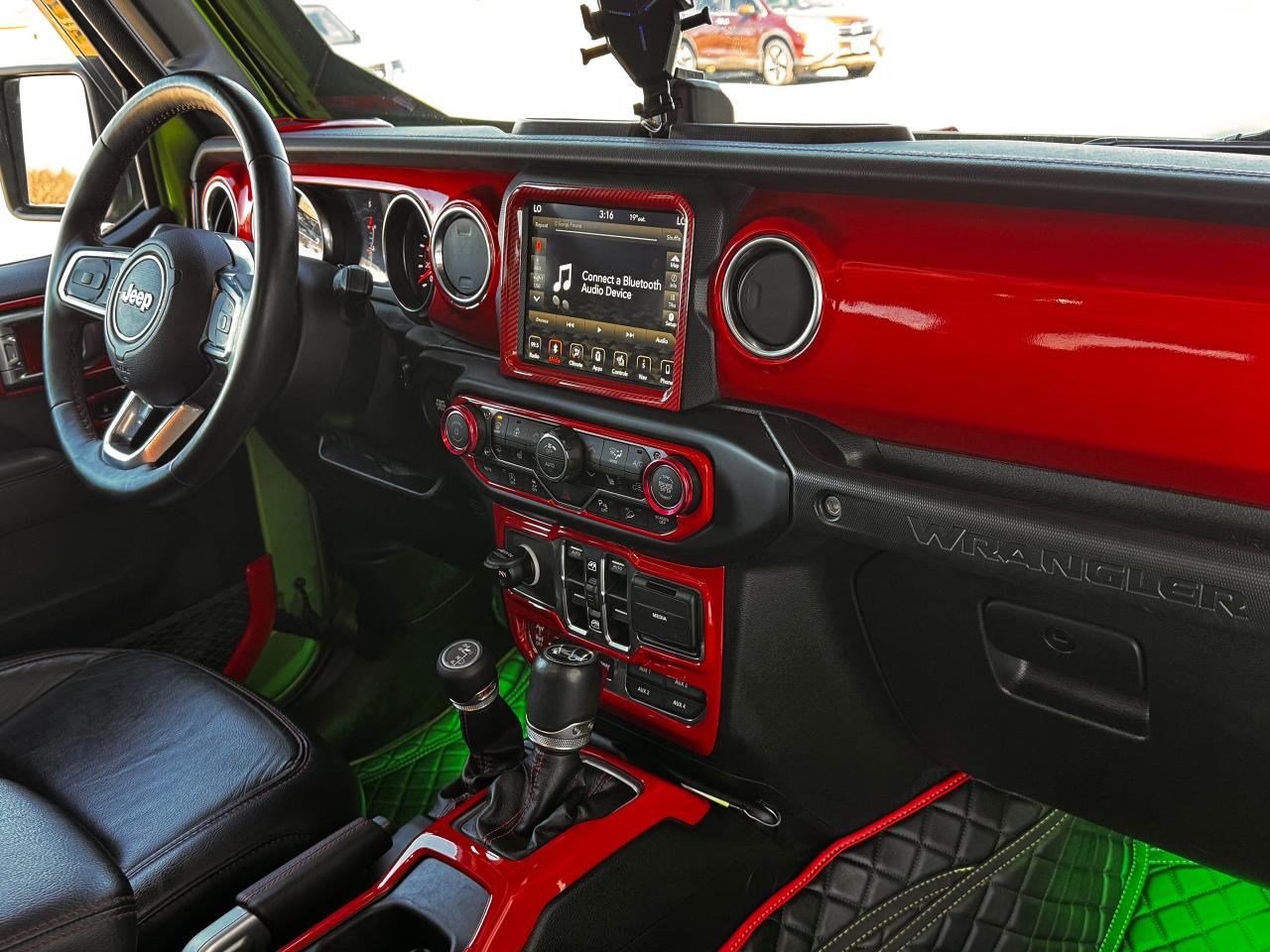 2019 Jeep Wrangler RUBICON 4X4 **SUPER LOW KM'S**LIFTED** - Photo #43