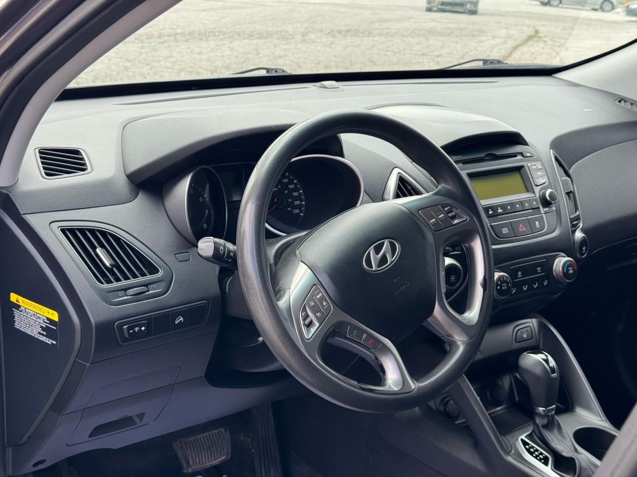 2014 Hyundai Tucson GL | ONE OWNER | HEATED SEATS | BLUETOOTH | Photo10