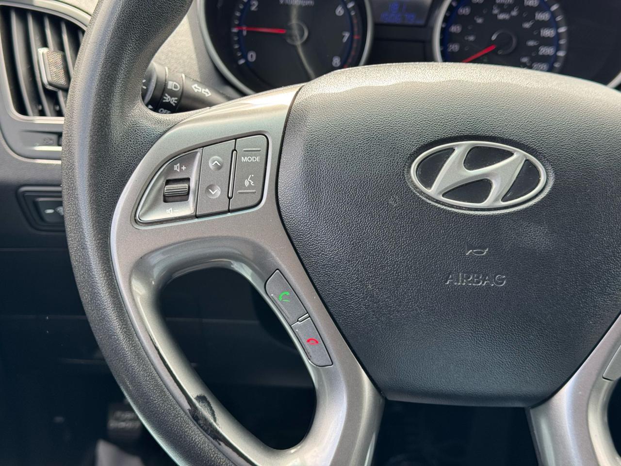 2014 Hyundai Tucson GL | ONE OWNER | HEATED SEATS | BLUETOOTH | Photo14