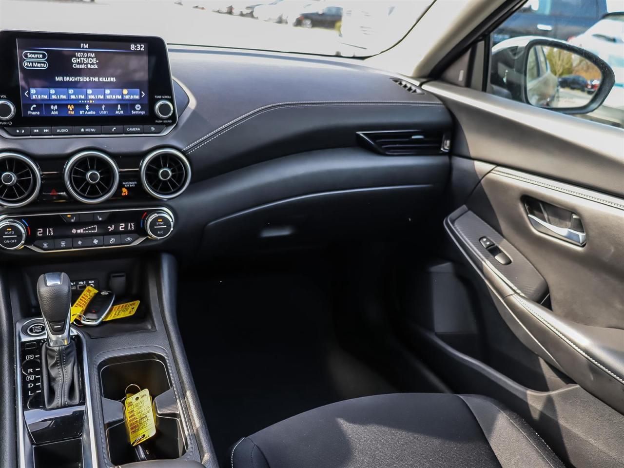 2024 Nissan Sentra SV Photo